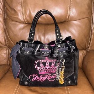 **SOLD** Vintage Juicy Couture daydreamer bag